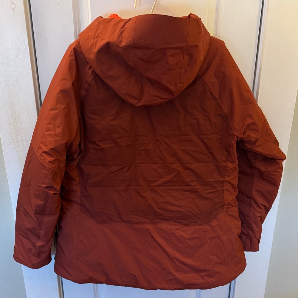 REI Women's Orange Ski Jacket - Picture 15 of 15